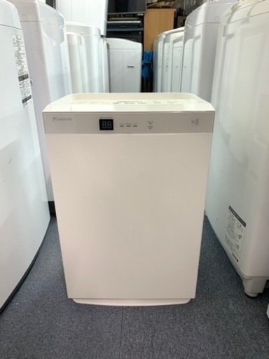 配送可能　保証付き DAIKIN ダイキン MCK70TE4-W 空気清浄機