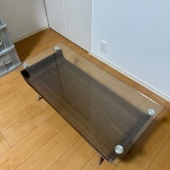 ※お譲り先決まりました【ウッド調】ガラスローテーブル