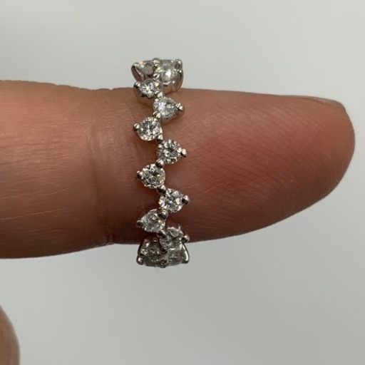 Pt900 プラチナ ダイヤモンド　指輪　ハーフエタニティ　3.1g 約8号