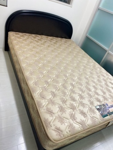 フランスベット製　ダブルベッド