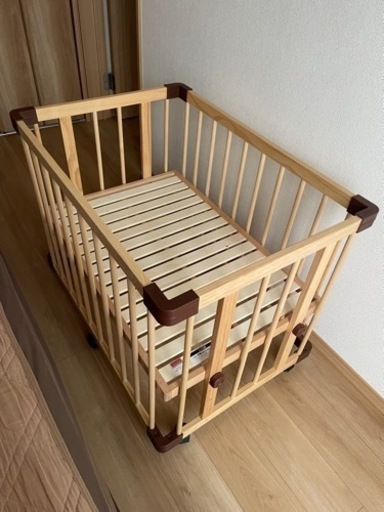 ベビーベッド　ファルスカ　ミニ