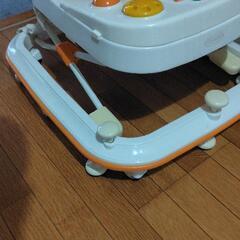 歩行器　子供用品