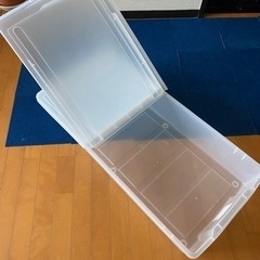 衣装ケースの画像