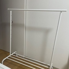 IKEA ハンガーラックの画像