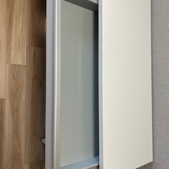 IKEA BESTÅ BURS(ベストー ブルシュ)  デスク  の画像