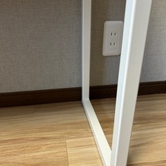 IKEA BESTÅ BURS(ベストー ブルシュ)  デスク  の画像