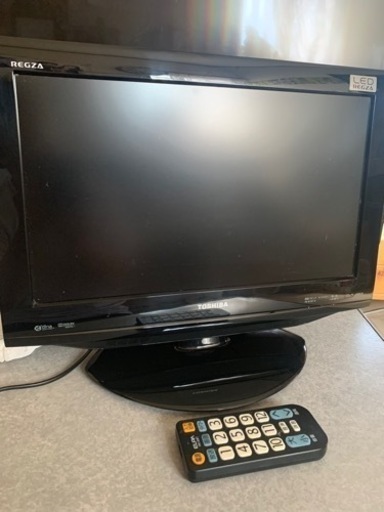 TOSHIBA製　19型　液晶テレビ