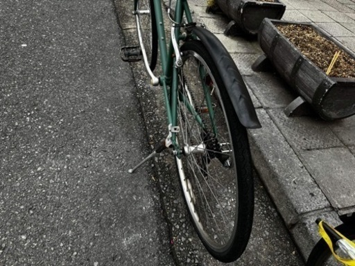 自転車 クロスバイク　７００ｘ２８ｃ　6変速　緑　配達可能