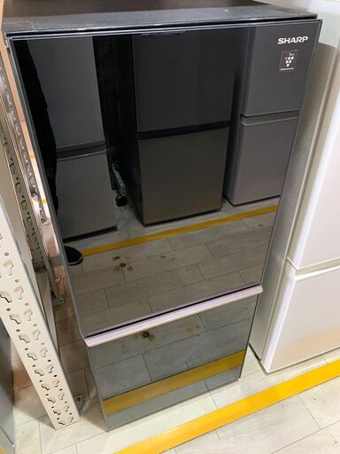 137L 冷蔵庫　シャープ SJ-GD14E-B　2019年