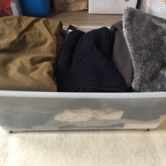 一眼レフ、冬服セット、布団セット、バック、その他不用品の画像