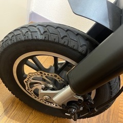 電動バイク「SHiNOBi」（電動原付バイク）の画像