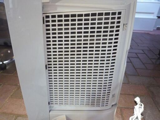 SHARP コンプレッサー式 冷風・衣類乾燥除湿機 CM-L100W アイスホワイト 2021年製 プラズマクラスター搭載 除湿機 札