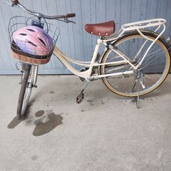 子供用自転車とヘルメット