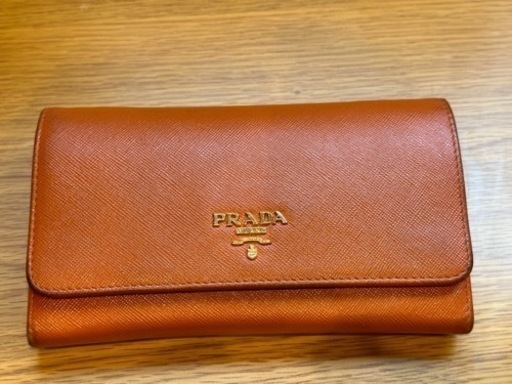 超値下げ中！PRADA  肩がけバッグ　財布