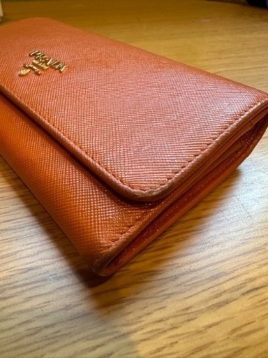 超値下げ中！PRADA  肩がけバッグ　財布