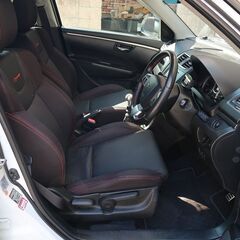 検査6年10月スイフトスポーツ 6速MT/クスコLSD/強化クラッチ/フライホイール/オーリンズ車高調/Defi/スマートキー/カロSDナビ/テレビ/Bカメラの画像