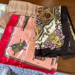 スカーフ各種の画像