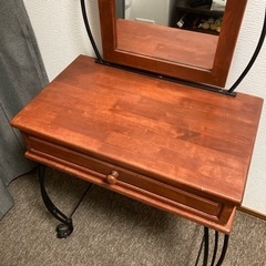 家具 ドレッサー　椅子セットの画像