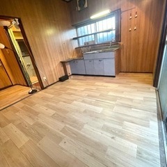 東金市🉐フリーレント付き❗️🔥初期費用ゼロ🉐 ペット飼育、生活保護、外国籍OK🔥敷/礼/仲介手数料ゼロ物件🉐国道近く❗️駐車場有🚗🐜爆安　🉐🉐庭付　　二階建て駅近　戸建　 - 東金市
