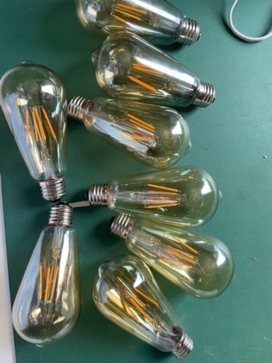 豆電球