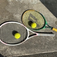 スポーツ テニスラケット　ボール