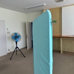 家具 オフィス用家具 机の画像