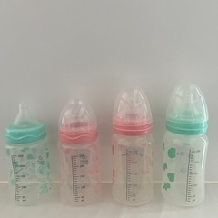 西松屋　スマートエンジェル　哺乳瓶4本
