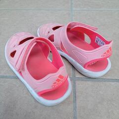 サンダル　adidas　19cmの画像