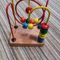 ルーピング　木製知育おもちゃ