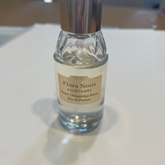 ジルスチュアート　香水