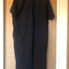 ユニクロ　 半袖ワンピース　 ネイビー 無地　gu ザラ服/ファッション ワンピースの画像
