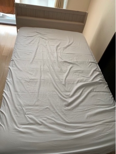 家具 セミダブルベッド マットレス付き(カバー無し)