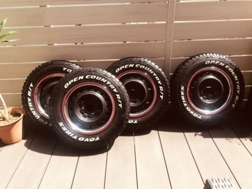 車のパーツ タイヤ、ホイール