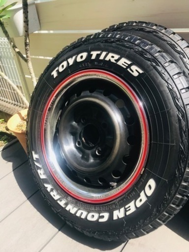 車のパーツ タイヤ、ホイール