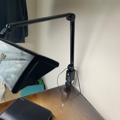 デスク用可動式蛍光灯スタンドの画像