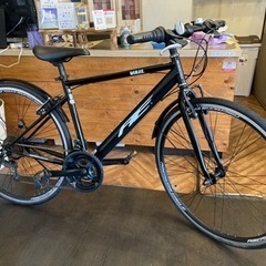 【AMERICAN EAGLE VAIL前後タイヤ・チューブ新品！】泥除け付き 3×6速　700×28cクロスバイク　ブラック