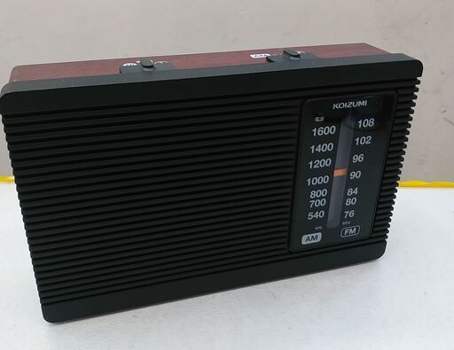 セール！品質保証☆配達有り！1800円(税別）コイズミ ラジオ 2023年製 レトロ調