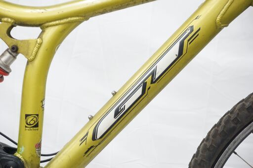 マウンテンバイク 自転車 MTB GT XCR4000 i-DRIVE 26インチ 変速あり レッド【ユーズドユーズ名古屋天白店】J2269 ジャンク GT XCR4000 年式不明 マウンテンバイク / ITZMHEBFP9Y3
