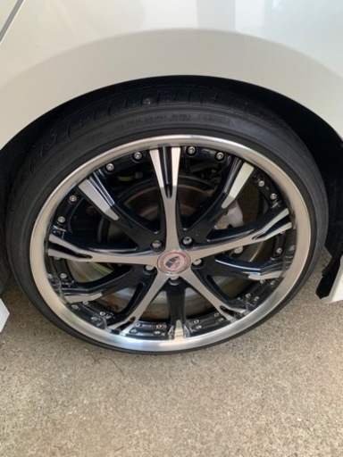 車のパーツ タイヤ、ホイール