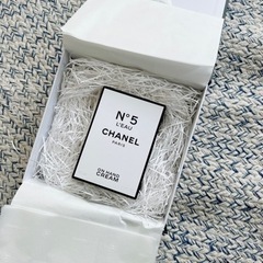 処分価格！　CHANEL 空箱　マグネットBOXの画像