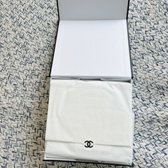 処分価格！　CHANEL 空箱　マグネットBOXの画像