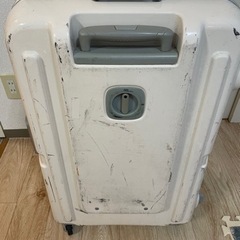 無料　スーツケース　（7泊分）の画像