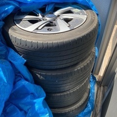 引き渡し予定者決定//直近で取引可能な方優先//車のパーツ タイヤ、ホイールの画像