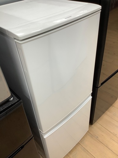 SHARPの2ドア冷蔵庫のご紹介です！