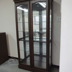ガラスキャビネット　コレクションケース　サイドボード　