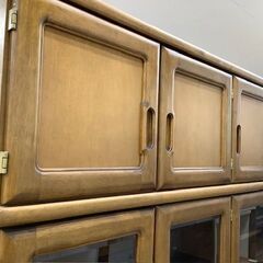 90分の無料軽トラック貸出サービス！ 【Karimoku】3枚扉食器棚(ブラウン)のご紹介の画像