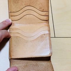 イルビゾンテ革財布の画像