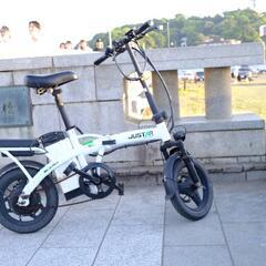 電動アシスト折り畳み自転車の画像