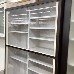 90分の無料軽トラック貸出サービス！ ガラス扉食器棚(ブラック)の画像