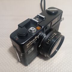 【レトロ】カメラ　ミノルタ　HI-MATIC F 黒 ROKKOR 38mm F2.7の画像